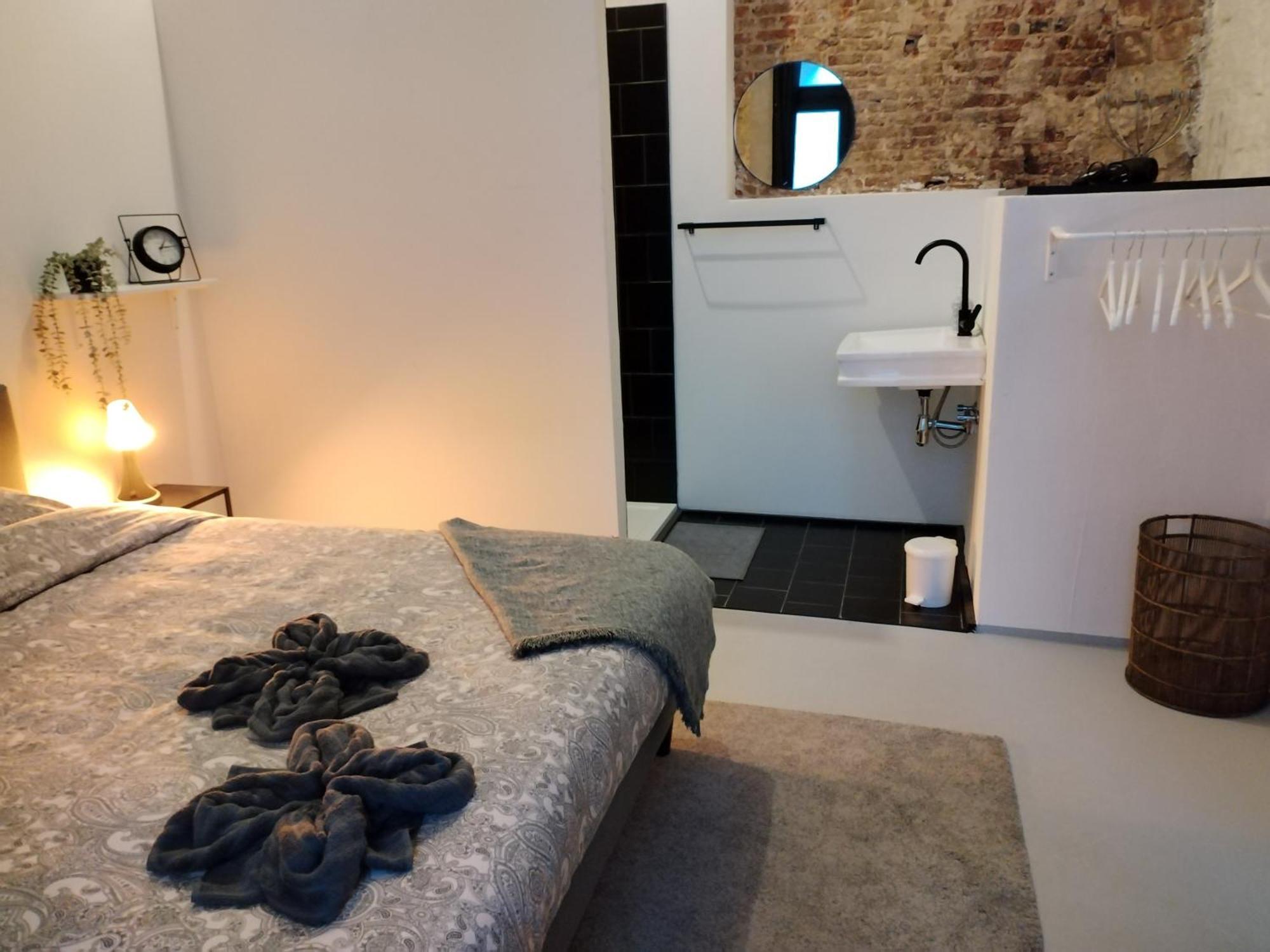 Villa Mercurius Grote Markt Anversa Esterno foto
