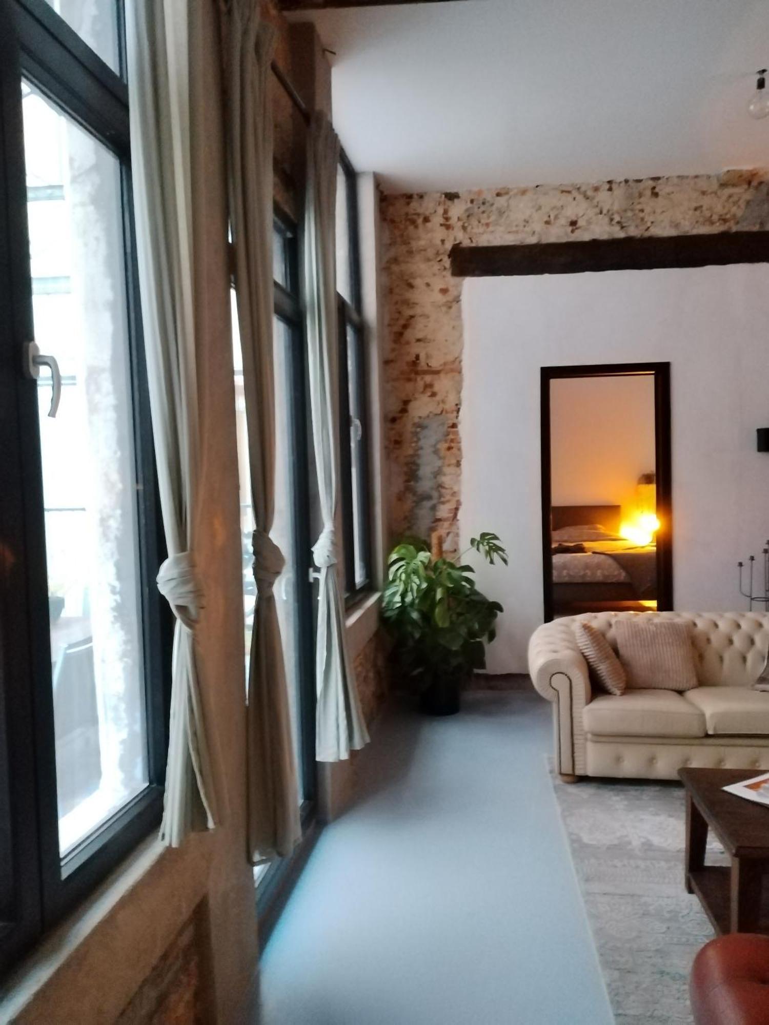 Villa Mercurius Grote Markt Anversa Esterno foto